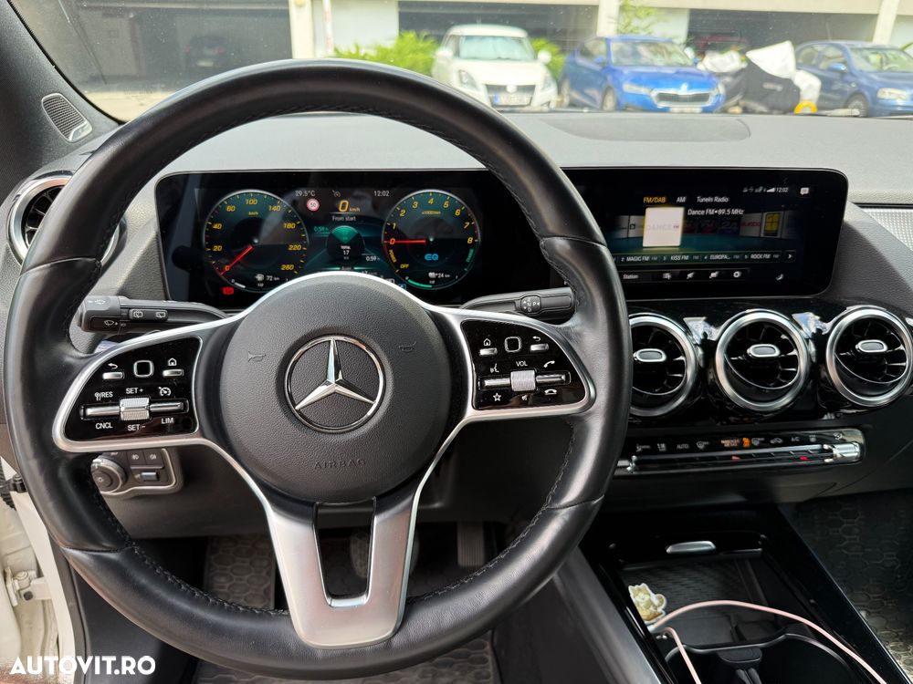 Mercedes-Benz GLA 250 e 8G-DCT Edition Plug-in-Hybrid - 10
