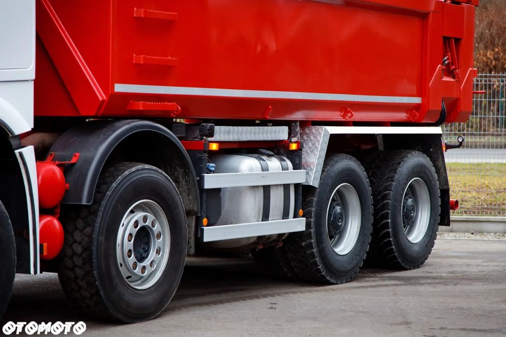 Mercedes-Benz Arocs 3253 8x4 - 8