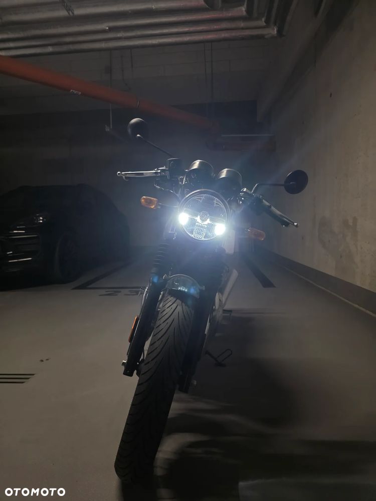 Royal Enfield Continental - 3