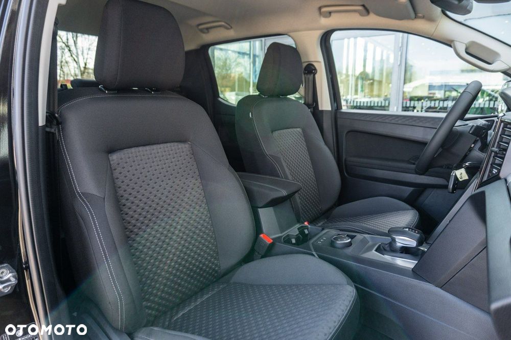 Volkswagen Amarok - 22