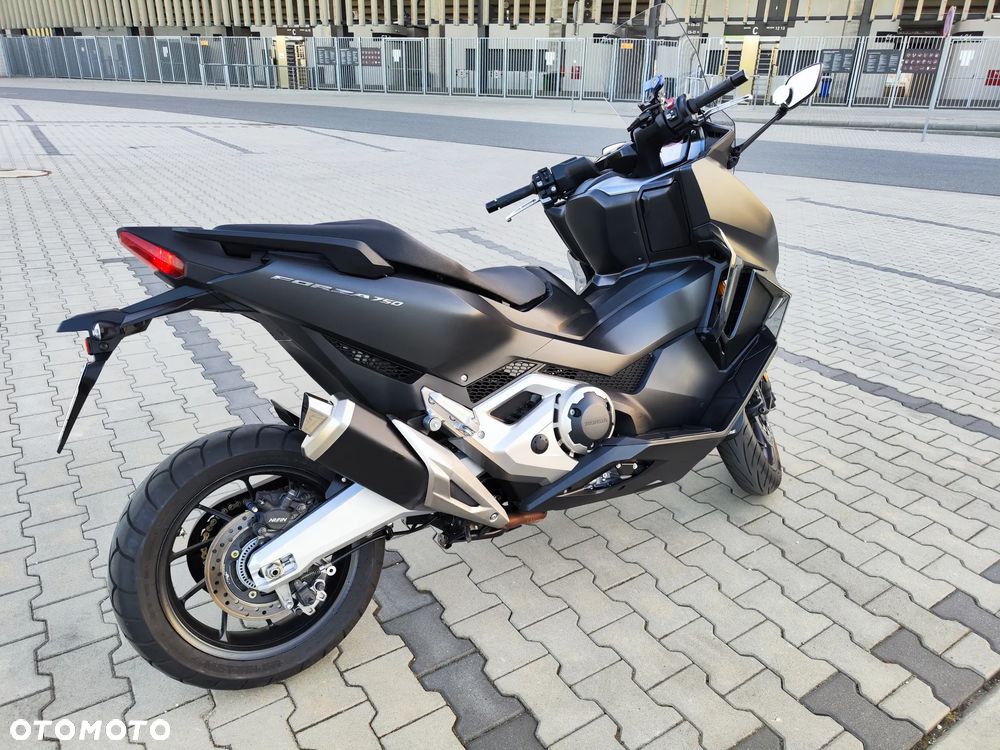 Honda NSS - 4