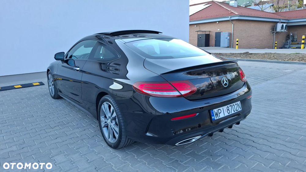 Mercedes-Benz Klasa C 300 9G-TRONIC AMG Line - 7
