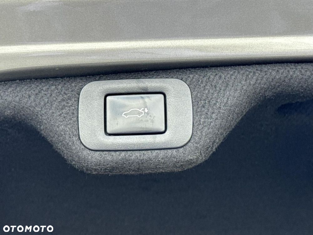 Lexus ES 300h Prestige - 27