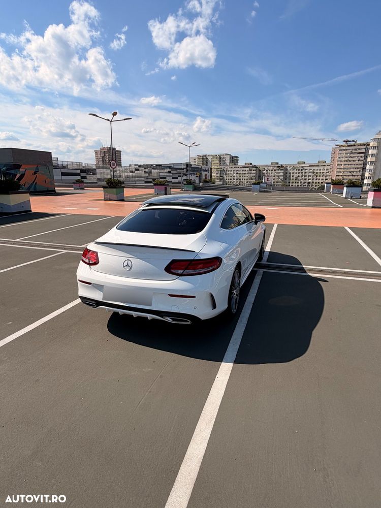 Mercedes-Benz C 220 d 4MATIC 9G-TRONIC AMG Line - 3