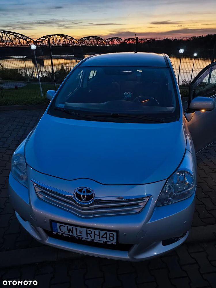 Toyota Verso - 7