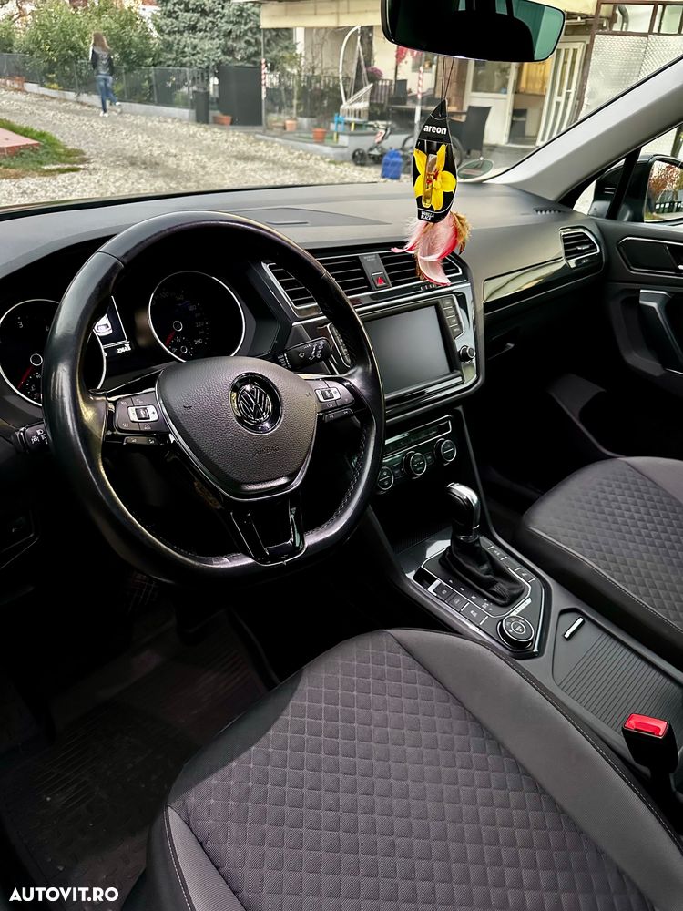 Volkswagen Tiguan 2.0 TDI DPF DSG 4Mot Comfortline - 11