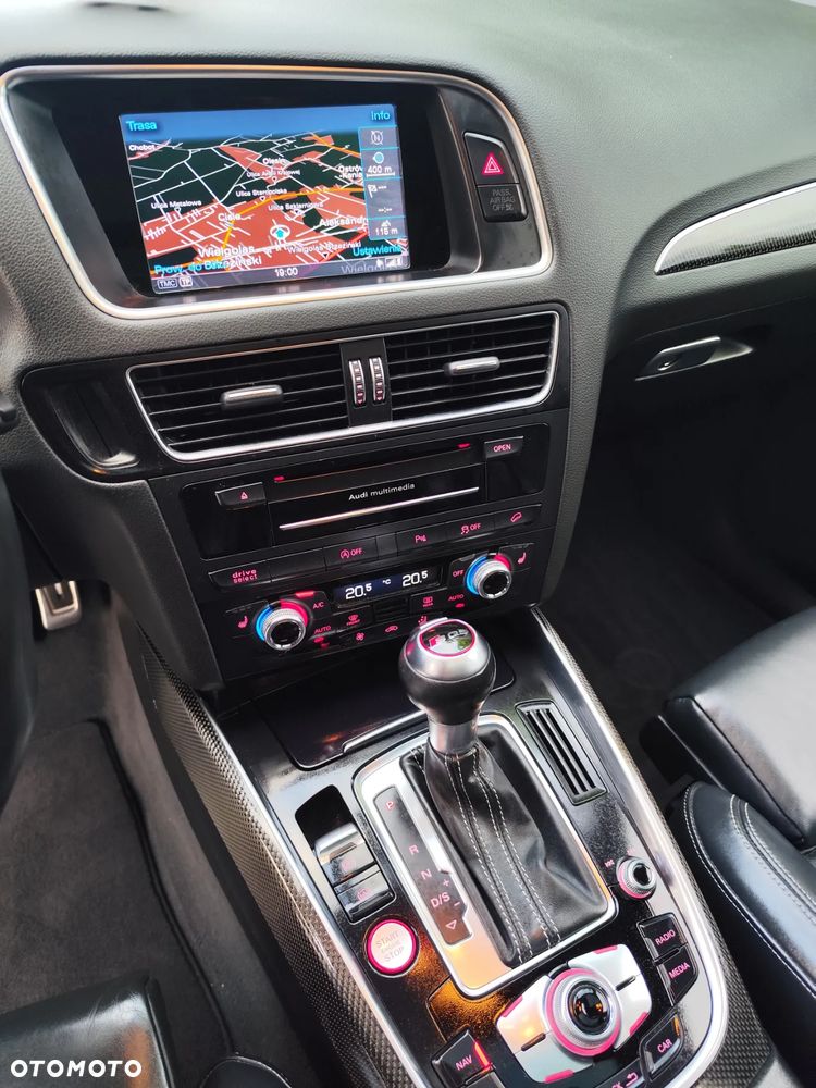 Audi SQ5 - 10