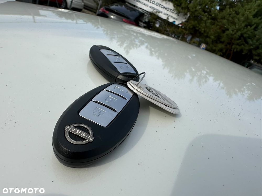 Nissan Leaf - 8