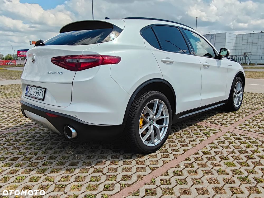 Alfa Romeo Stelvio 2.0 Turbo TI Q4 - 6