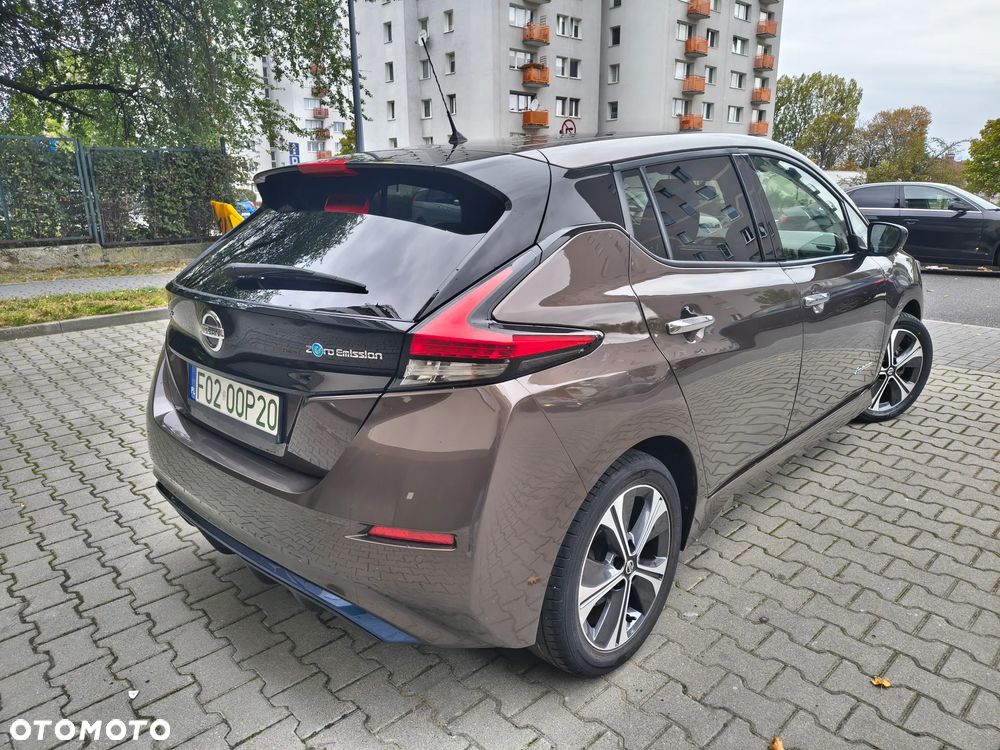 Nissan Leaf - 6