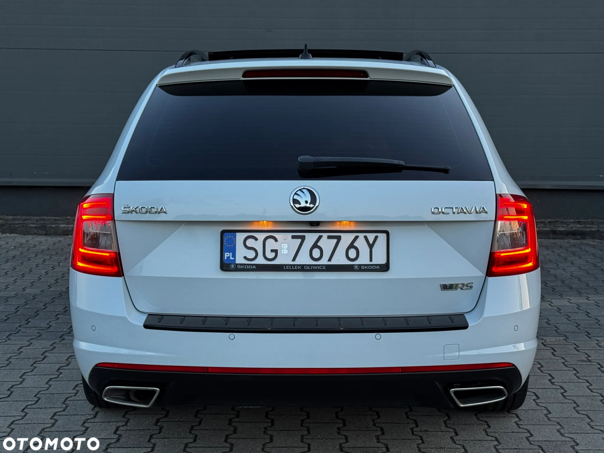 Skoda Octavia 2.0 TDI RS DSG - 19