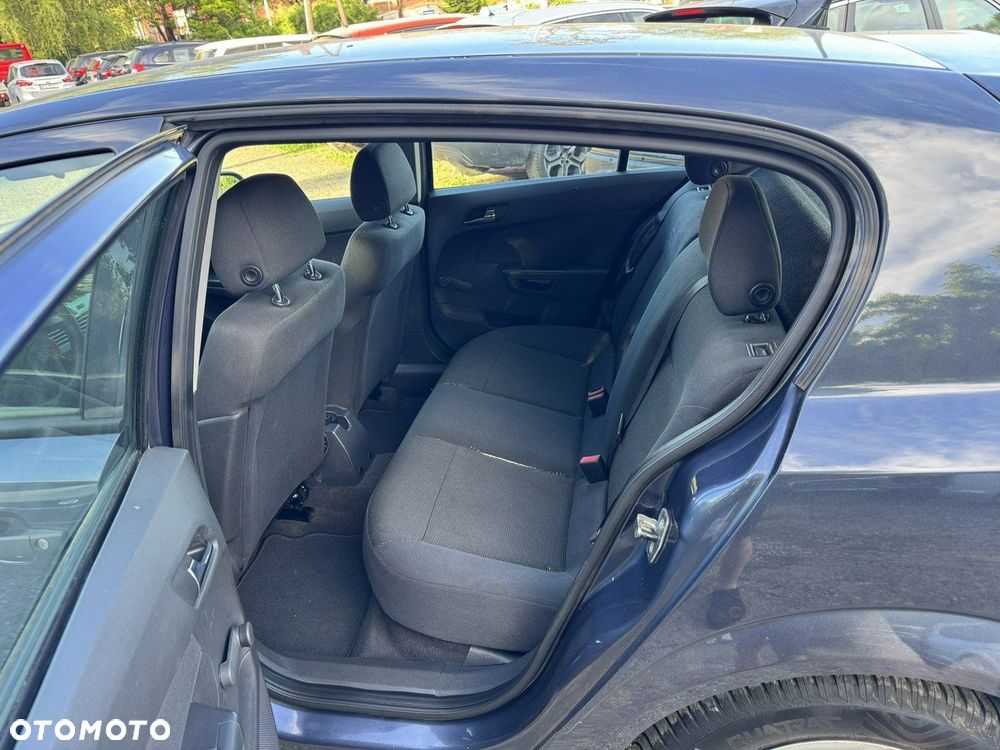 Opel Astra - 18