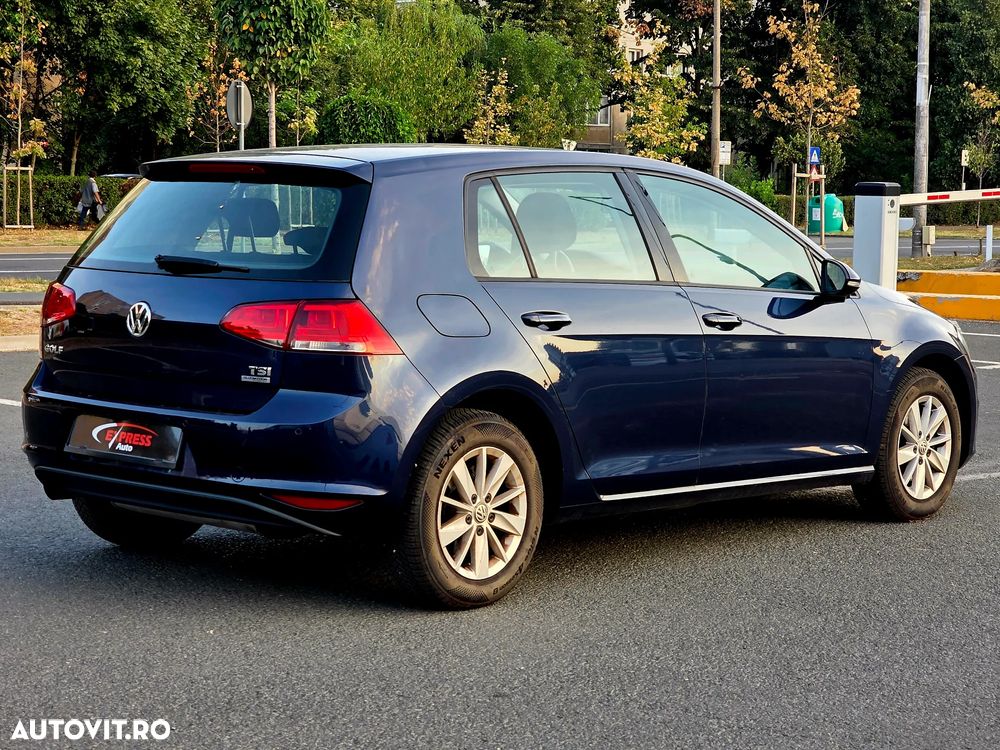 Volkswagen Golf 1.2 TSI BMT Comfortline - 4
