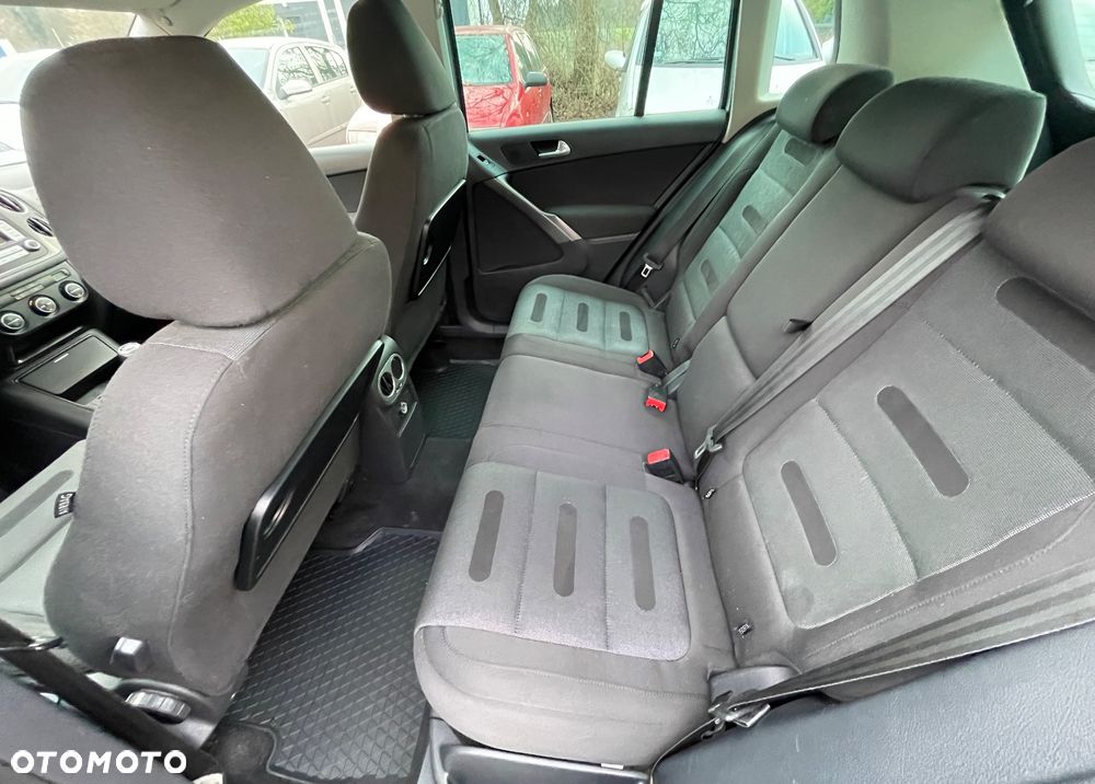 Volkswagen Tiguan 2.0 TDI BlueMot Sport&Style - 23