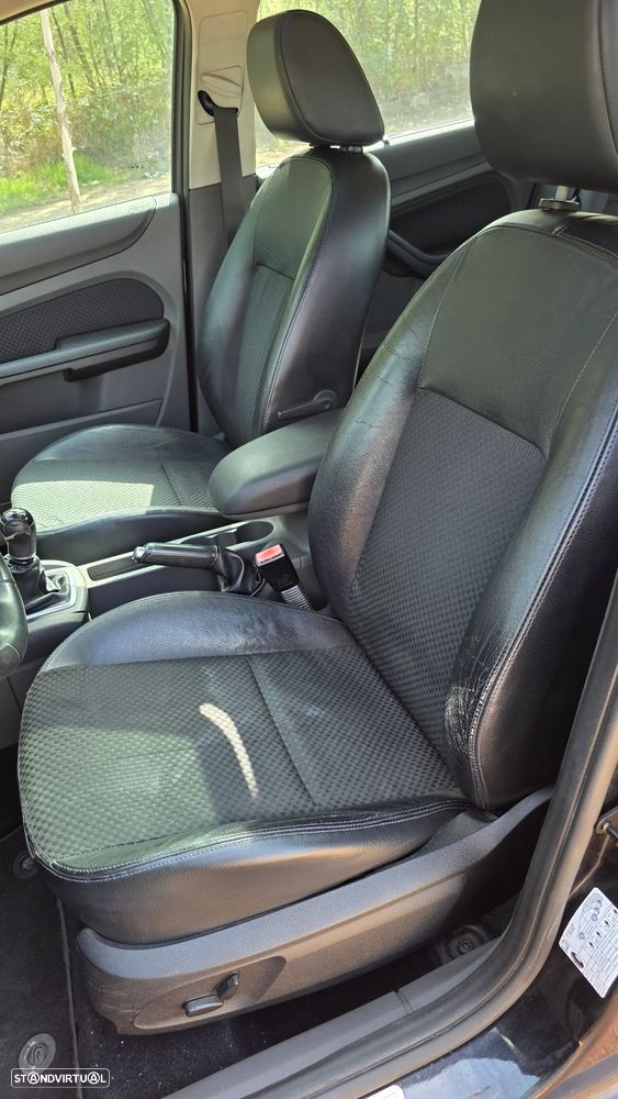 Ford Focus 1.6 TDCi Titanium - 9