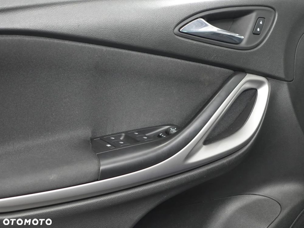 Opel Astra 1.2 Turbo Edition - 19