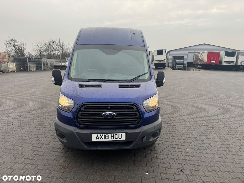Ford Transit 2.0 Ecoblue TDCi 170 kM L3H3 - 4