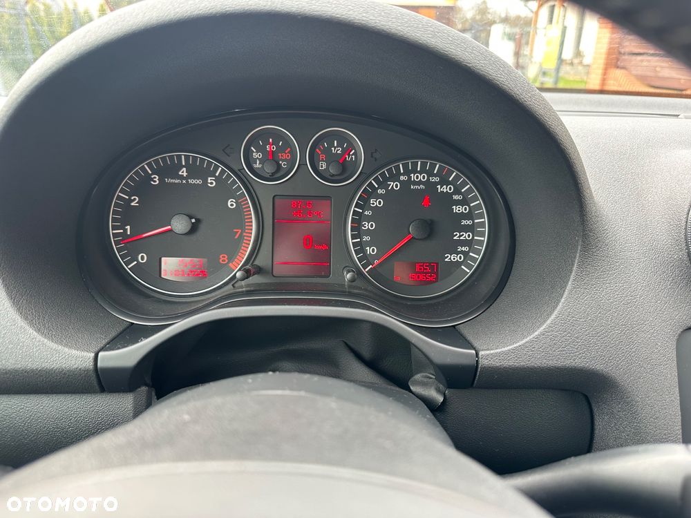 Audi A3 Sportback 1.4 TFSI Ambiente - 15