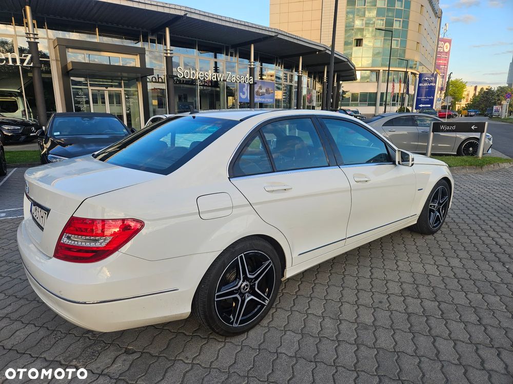 Mercedes-Benz Klasa C - 9