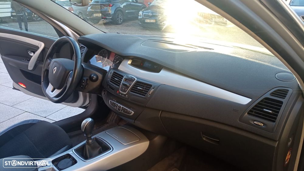 Renault Laguna Break 1.5 dCi Luxe - 14