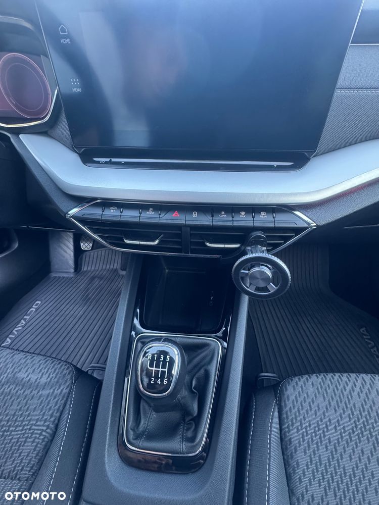 Skoda Octavia 1.5 TSI ACT Style - 16