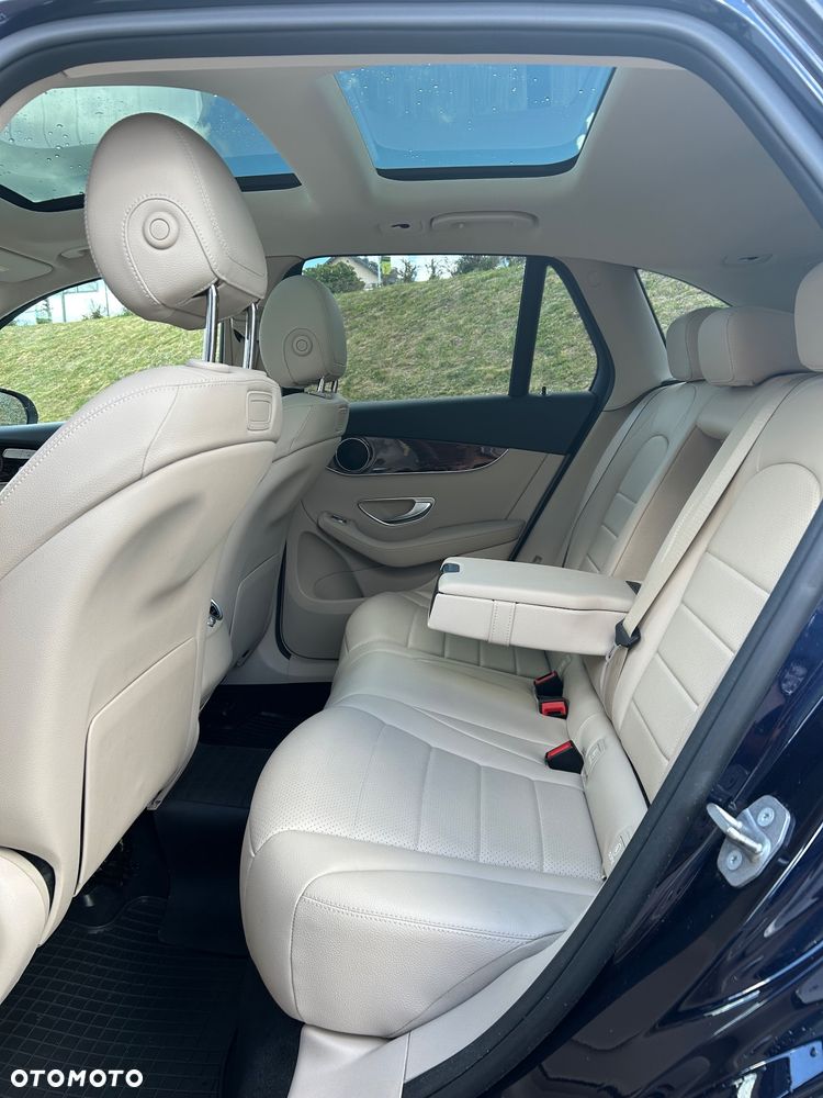 Mercedes-Benz GLC 300 4-Matic - 22