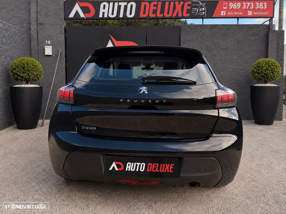 Peugeot 208 - 5