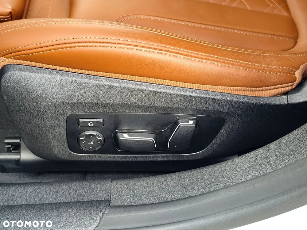 BMW i4 80.7kWh M50 - 16