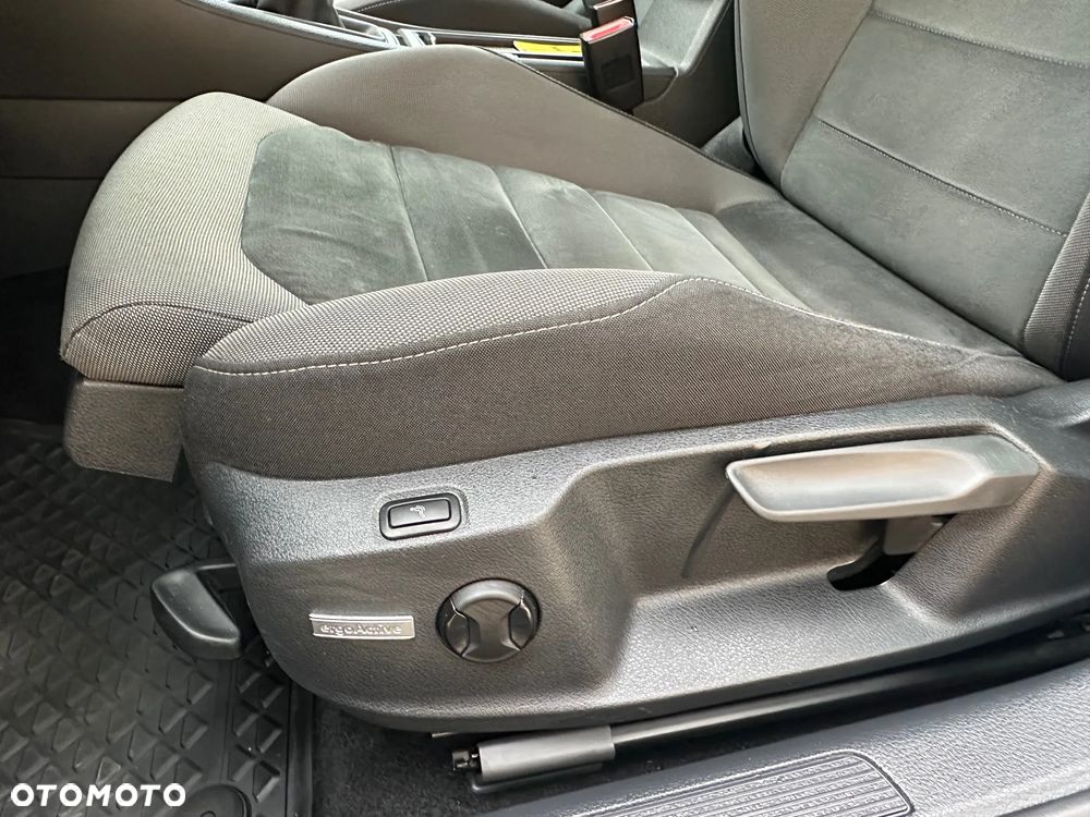 Volkswagen Golf VII 1.5 TSI BMT Evo Highline - 35