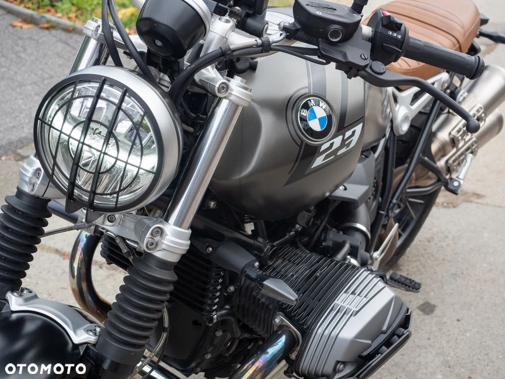 BMW R - 24