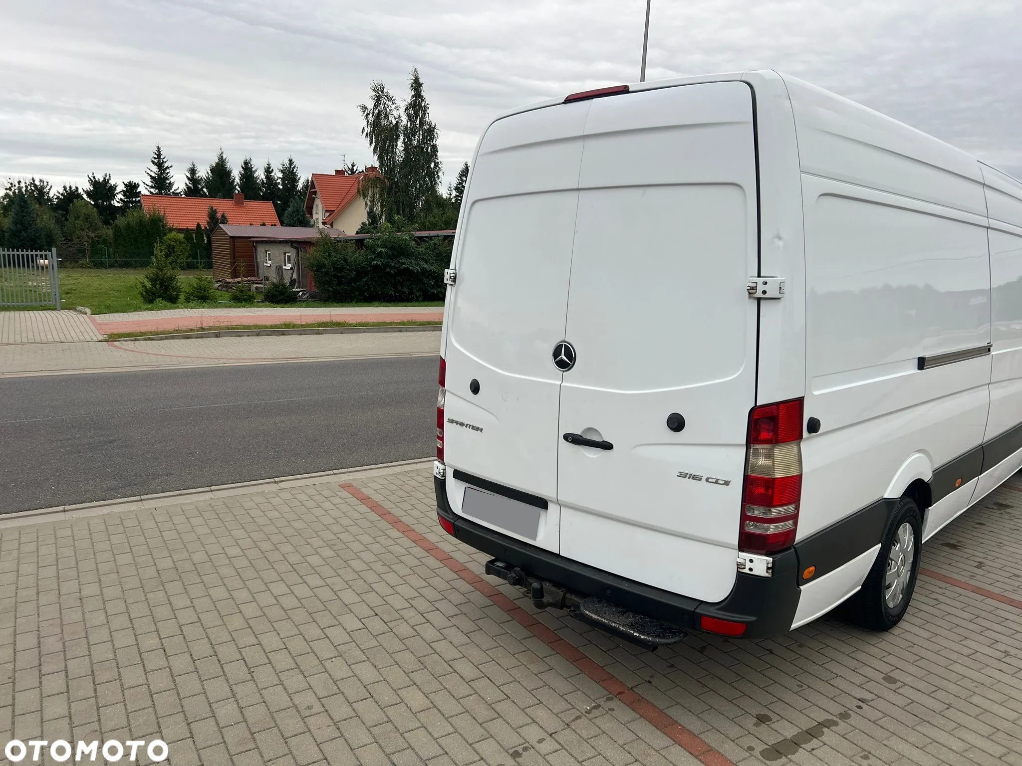 Mercedes-Benz Sprinter - 16