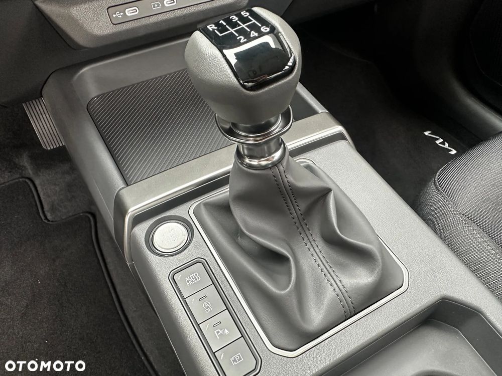 Kia Seltos 1.6 T-GDI M - 20