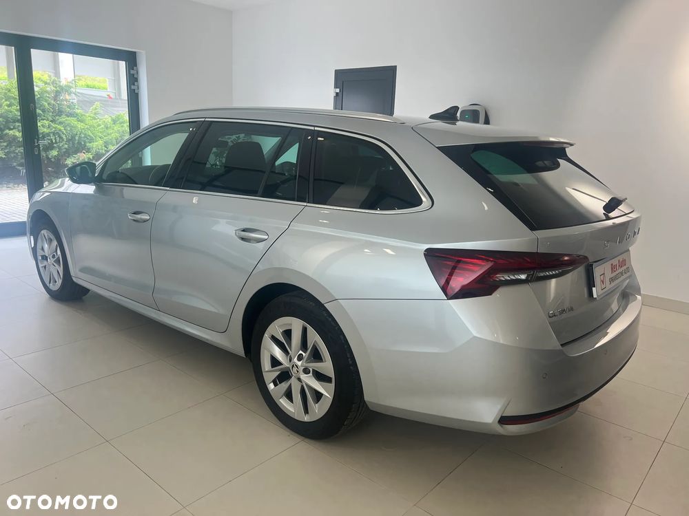 Skoda Octavia 1.5 TSI Selection - 6