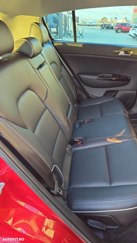 Kia Sportage 1.7 DSL 7DCT 4x2 Style - 24