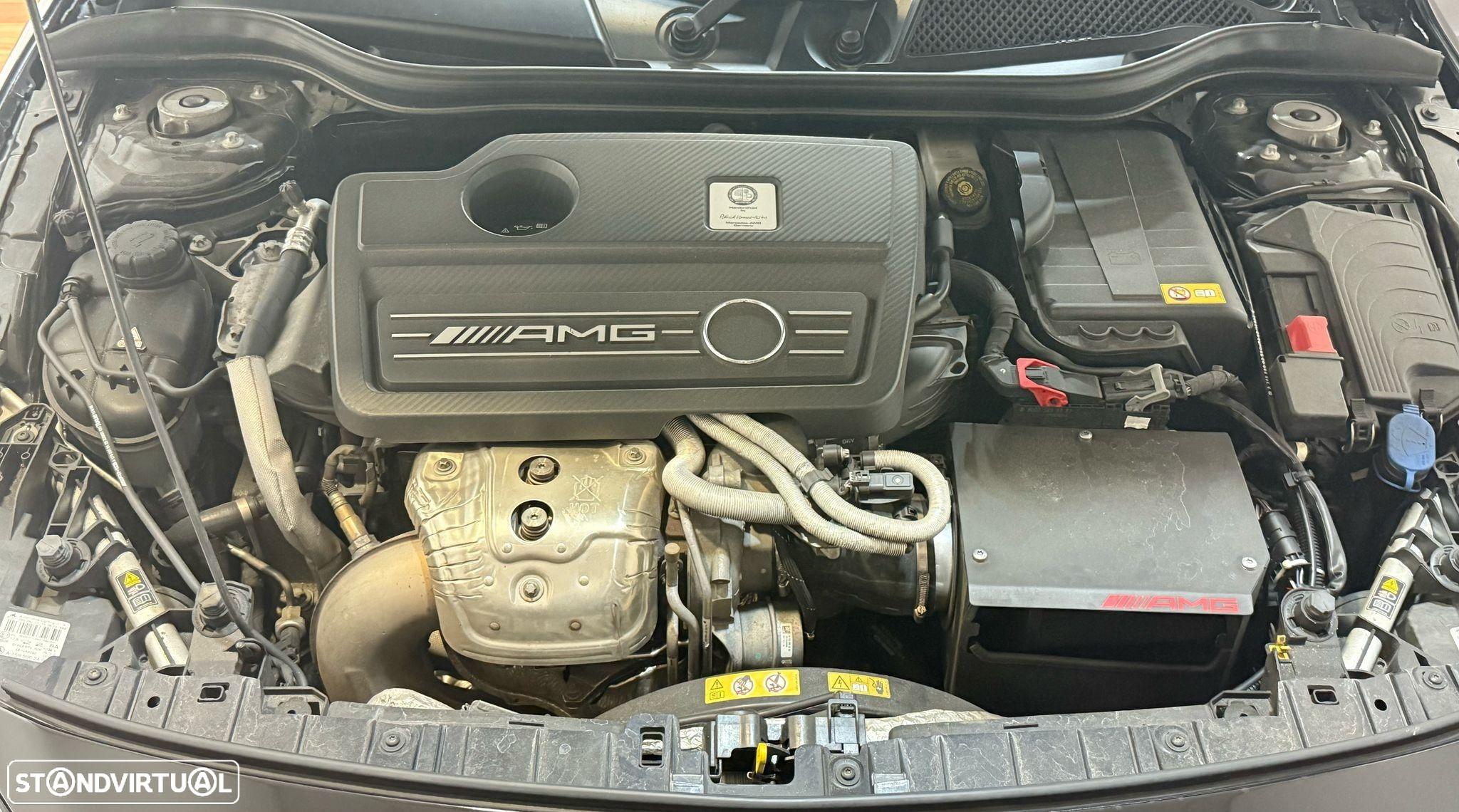 Mercedes-Benz GLA 45 AMG 4-Matic - 32