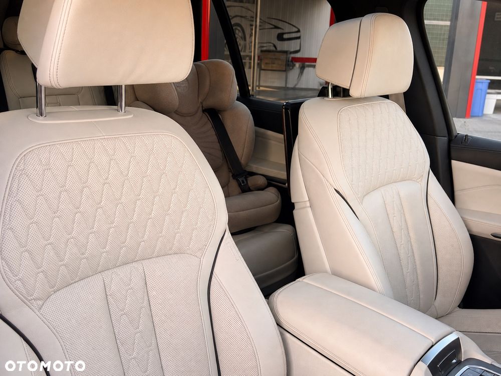 BMW X7 xDrive40d mHEV sport - 9