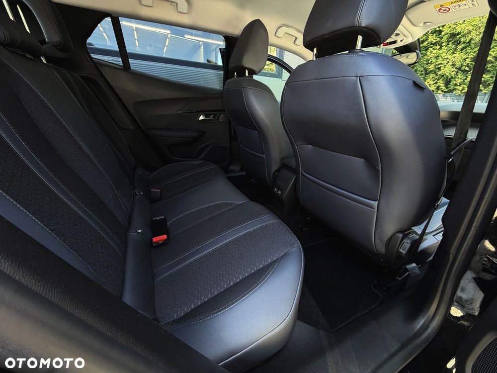 Peugeot 2008 1.5 BlueHDi Allure Pack S&S EAT8 - 17