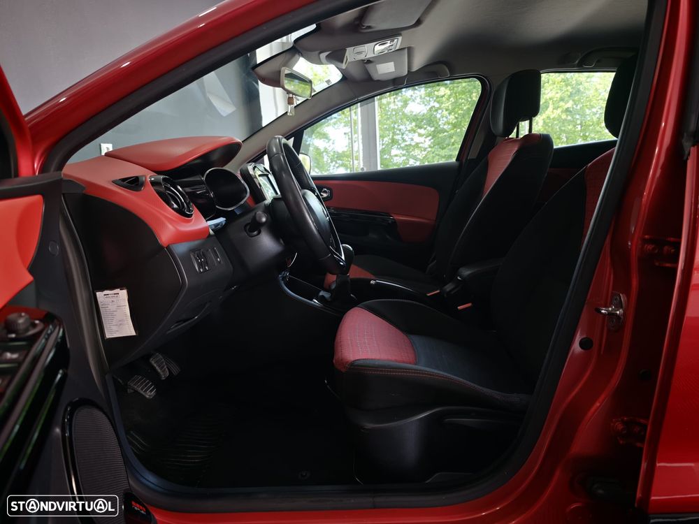 Renault Clio Sport Tourer dCi 90 Limited - 25