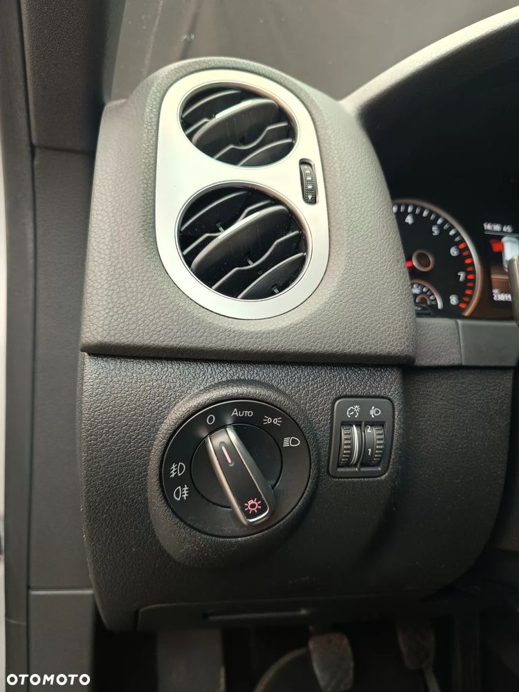 Volkswagen Tiguan - 25