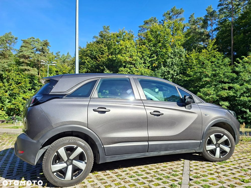 Opel Crossland X - 13