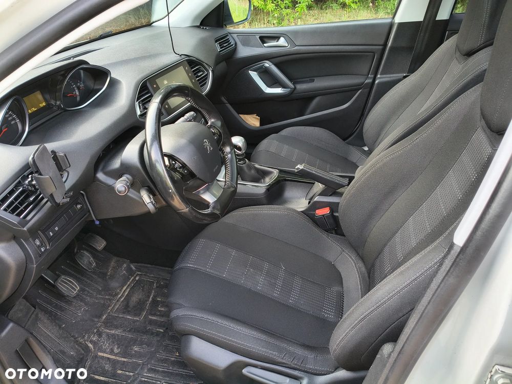 Peugeot 308 1.6 BlueHDi Active S&S - 12