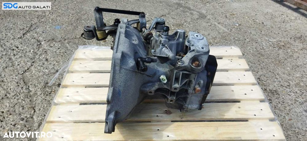 Cutie Viteze Manuala 5 Trepte Opel Tigra B 1.4 16V Z14XEP 2004 - 2010 Cod 55565177 649354685 - 2