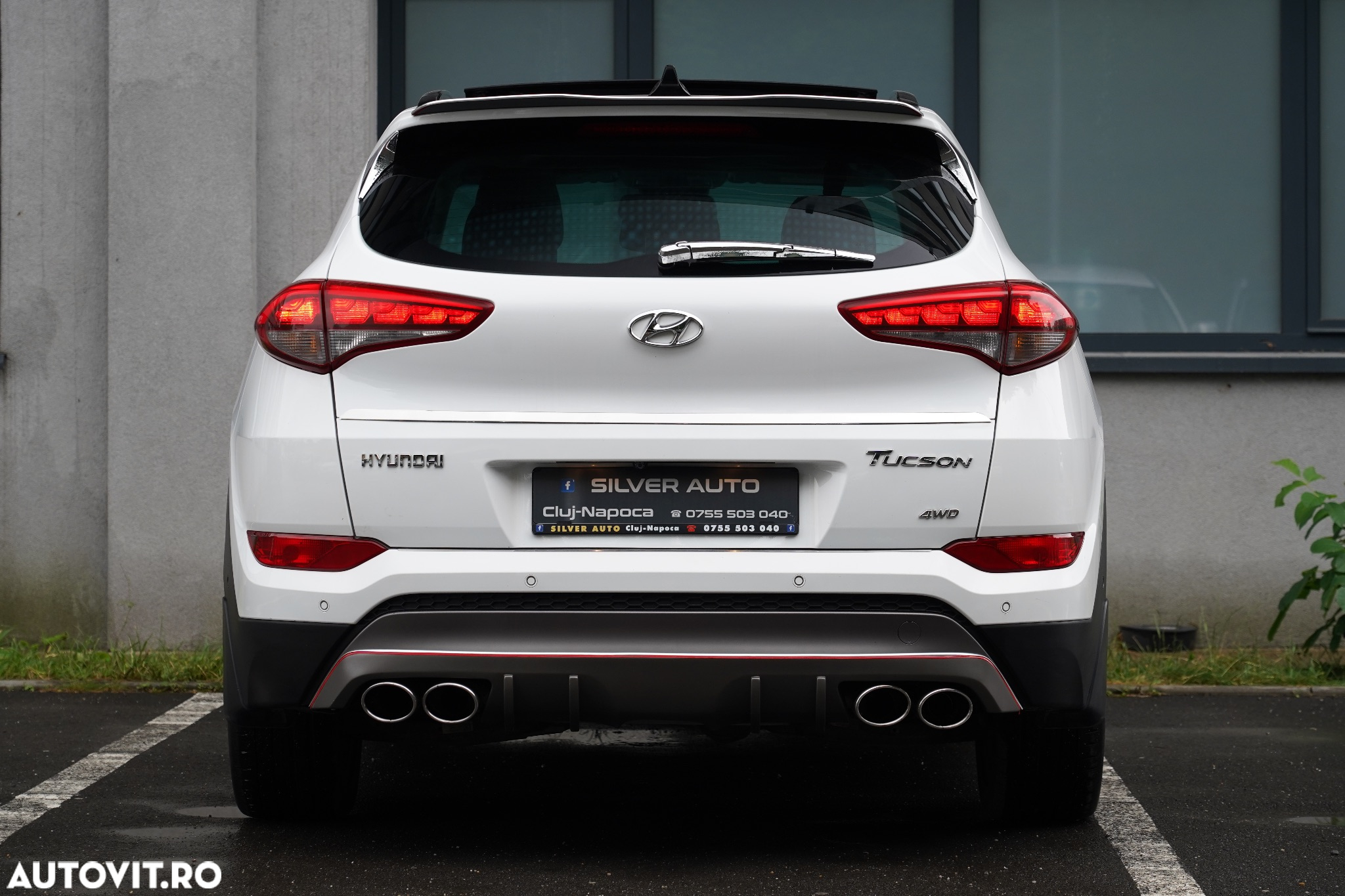 Hyundai Tucson 2.0 CRDI 4WD 6AT Luxury Pack+ - 28