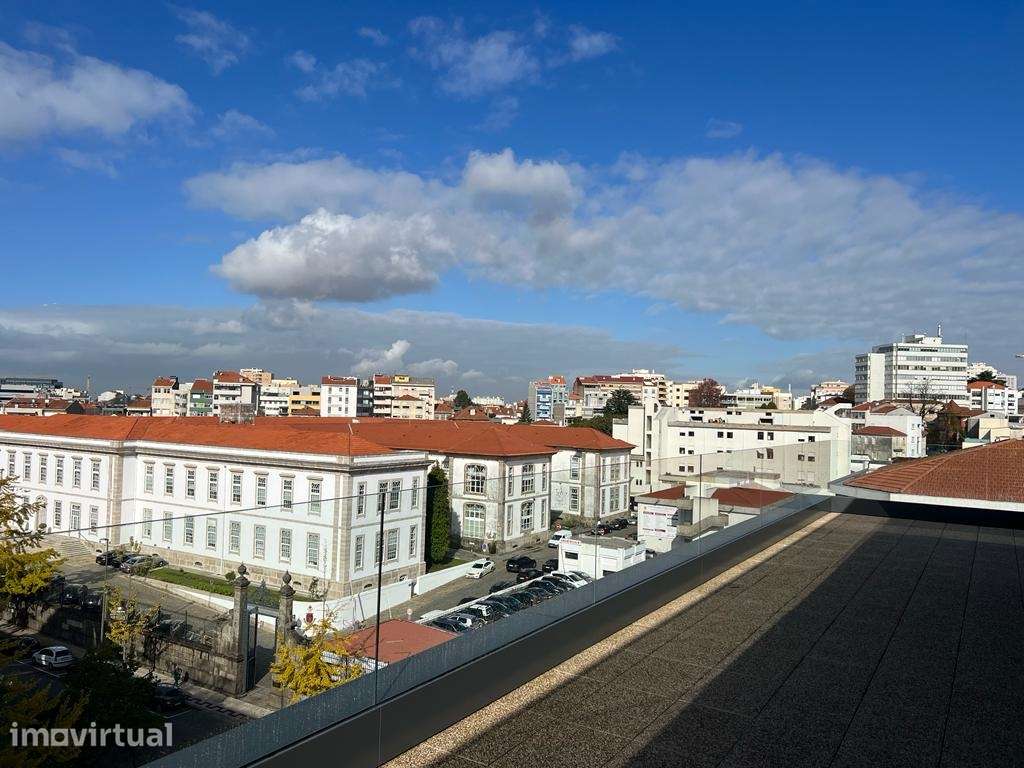 T4 c/ Terraço, novo, na Boavista - Grande imagem: 3/14