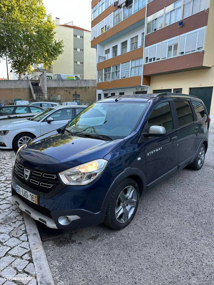 Dacia Lodgy 1.5 dCi Stepway 7L - 7