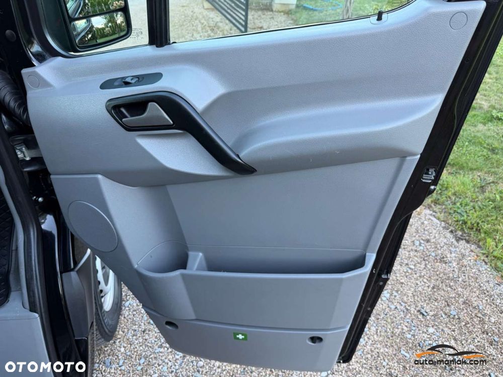 Mercedes-Benz Sprinter - 38