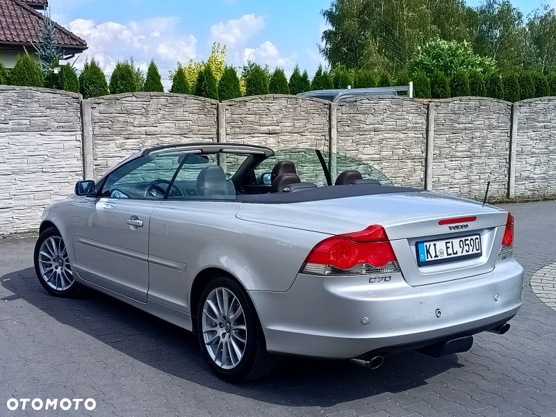 Volvo C70 - 11
