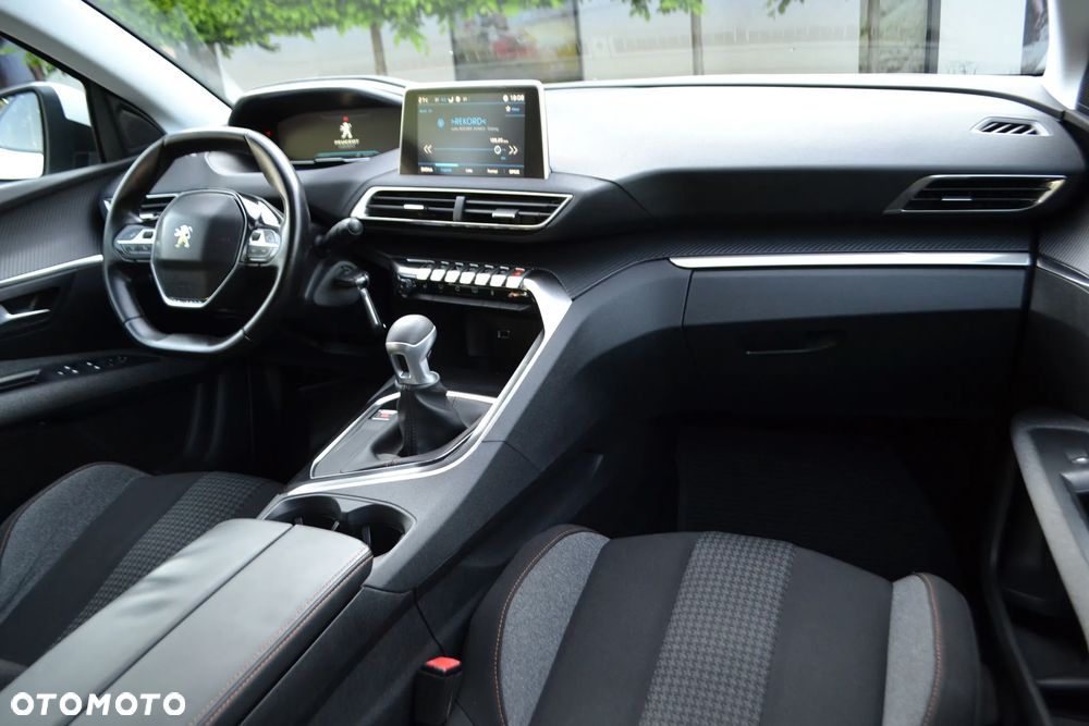 Peugeot 3008 - 5