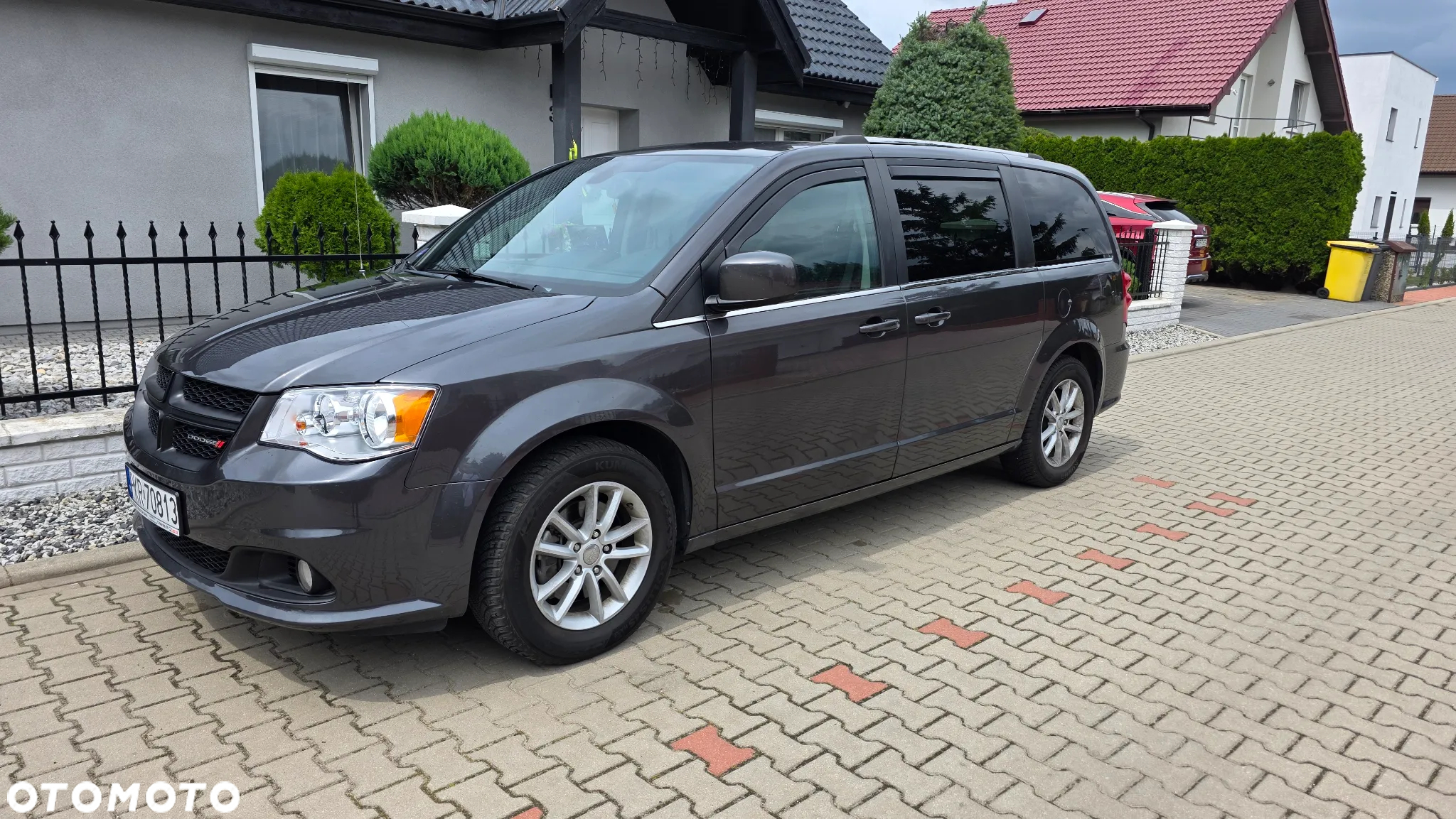 Dodge Grand Caravan - 4