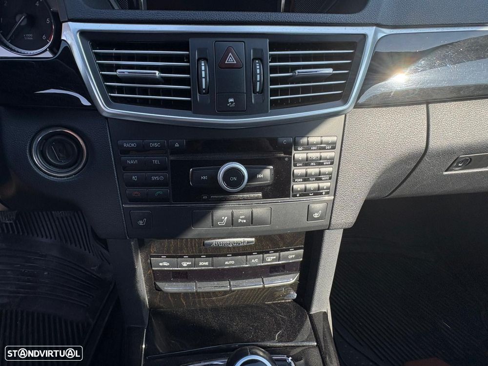 Mercedes-Benz E 220 T BlueTEC Avantgarde - 10